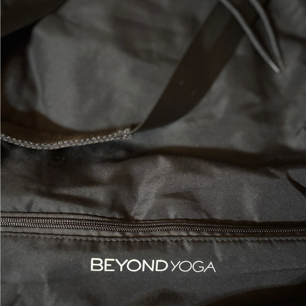 Beyond Yoga Backpack Tote - Picture 3 of 5